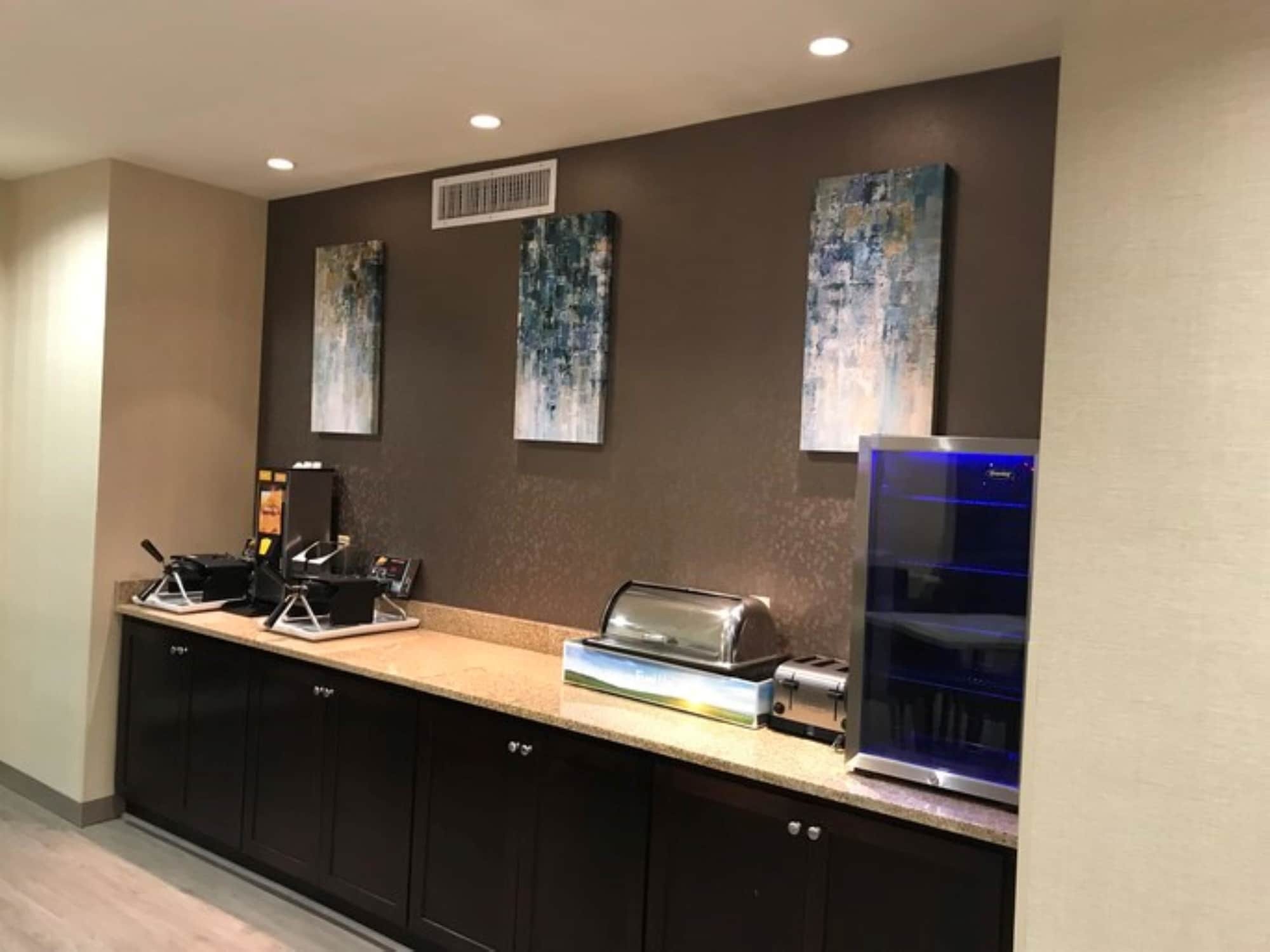 Best Western Dothan Inn & Suites Ngoại thất bức ảnh